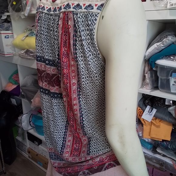 Lucky Brand Boho Embroidered Sleeveless Button Down Shirt Top Medium - Picture 8 of 15